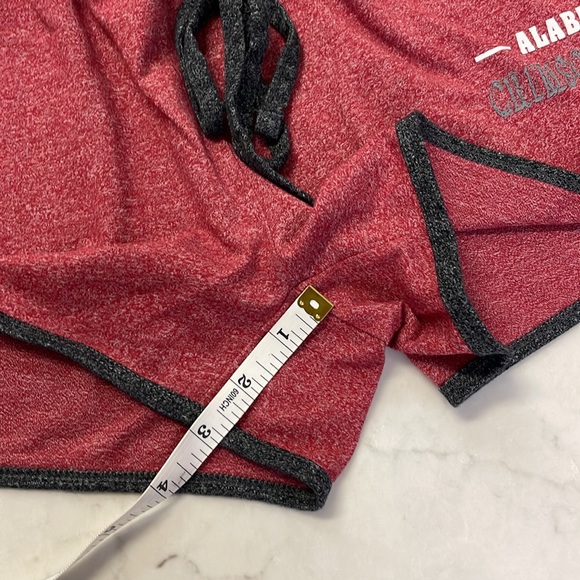 Sideline Apparel Women’s Alabama Crimson Tide Red Shorts Large - Picture 4 of 6